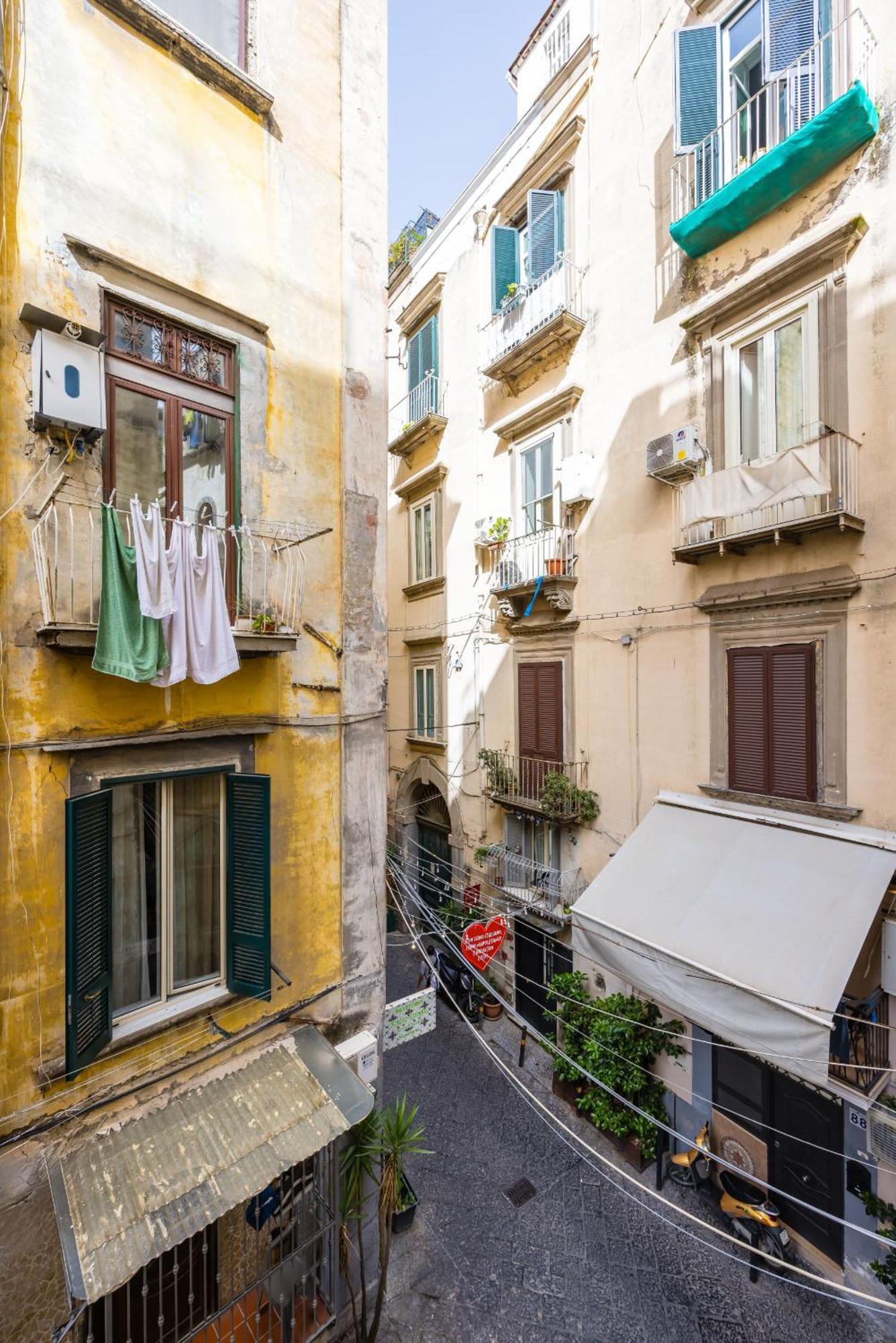 Leticia'S Apartment By Wonderful Italy Napoli Esterno foto
